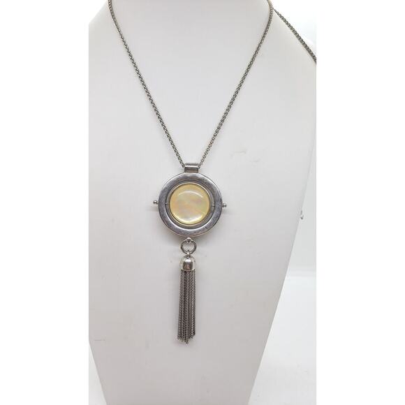 Vintage Abalone Mother of Pearl Reversible Pendant Necklace Silver Tone Tassel - Picture 2 of 10